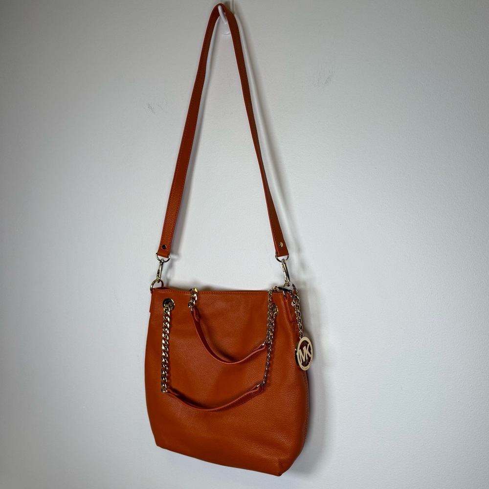 MICHAEL Michael Kors Soft Orange Leather Gold Chain Shoulder/Crossbody/Hand Bag - Picture 2 of 16